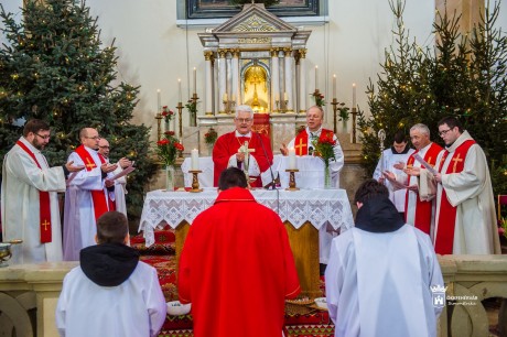 Hála Szent Sebestyénnek – fogadalmi mise és közösségi ház szentelés Felsővárosban